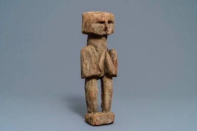 Une figure votive en bois sculpté, Dolpa, Népal, 19ème