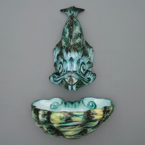 Une fontaine en forme de dauphin et son bassin en faïence polychrome de Bruxelles, 18ème — photo 1