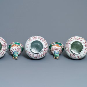 Une garniture de cinq vases de style famille rose, Bayeux, France, 19ème — photo 5