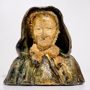 Une grande buste d'une brugeoise en poterie flamande, prob. ateliers de Vandevoorde, 20ème — photo 2