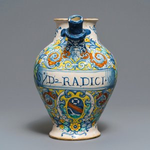 Une grande chevrette en majolique italienne, Deruta, datée 1569 — photo 2
