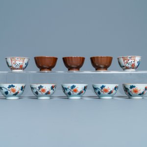 Une grande collection de tasses et soucoupes en porcelaine de Chine en bleu et blanc, Kangxi/Qianlong — photo 23