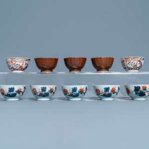 Une grande collection de tasses et soucoupes en porcelaine de Chine en bleu et blanc, Kangxi/Qianlong — photo 25