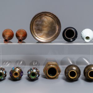Une grande collection d'émaux cloisonnés et céramiques, Japon, Meiji/Showa, 19/20ème — photo 5