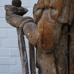 Une grande figure de Guanyin en bois sculpté, Chine, Ming — photo 21