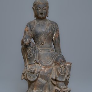 Une grande figure de Guanyin en fonte à inscription sur le dos, Chine, Ming/Qing — photo 2
