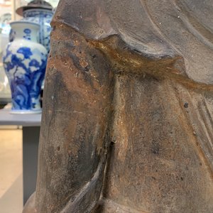 Une grande figure de Guanyin en fonte à inscription sur le dos, Chine, Ming/Qing — photo 40