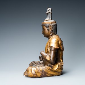 Une grande figure de Kanon en bois sculpté, laqué et doré, Japon, Momoyama, 16ème — photo 3