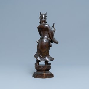 Une grande figure de Li Tieguai en bronze, Chine, Ming — photo 4