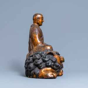 Une grande figure de Monju sur un shishi en bois doré, laqué et polychromé, Japon, Edo/Meiji, 18/19ème — photo 5
