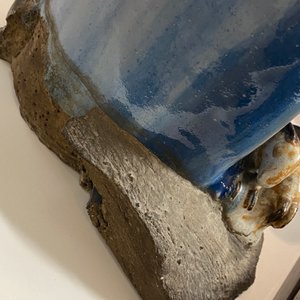 Une grande figure d'un immortel en grès de Shiwan à émail bleu, Chine, 19ème — photo 14