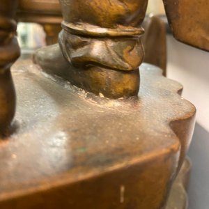 Une grande figure en bronze d'un des frères Hoho portant un vase, Chine, Qing — photo 22