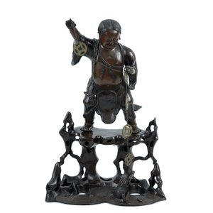 Une grande groupe en bronze chinois de Liu Hai et le crapaud, Yongzheng, 1723-1735 — photo 2