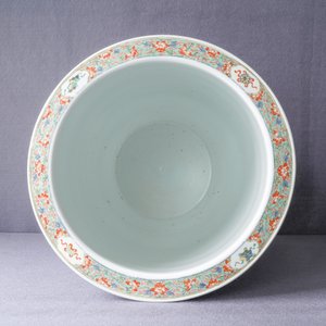Une grande jardinière et un vase de forme rouleau en porcelaine de Chine famille verte, 19ème — photo 13