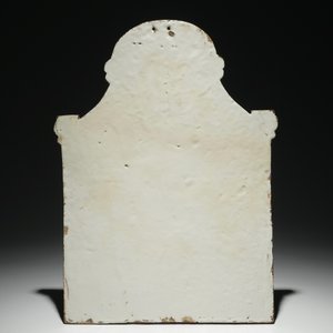 Une grande plaque à décor de La Résurrection en faïence d'Utrecht en jaune et manganèse, vers 1810 — photo 2