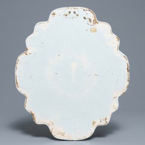 Une grande plaque en faïence de Delft en bleu et blanc à décor du 'Sacrifice d'Abraham', 18ème — photo 2