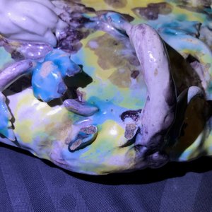 Une grande terrine en faïence de Bruxelles à décor d'un lion combattant un chien, 1ère moitié du 18ème — photo 19