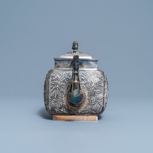 Une grande théière couverte en argent, Chine, 19ème — photo 5