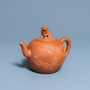Une grande théière couverte en grès de Yixing, Kangxi — photo 1