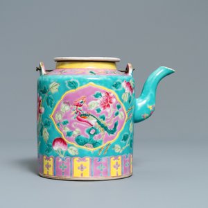 Une grande théière en porcelaine de Chine famille rose à fond turquoise pour le marché Straits ou Peranakan, 19ème — photo 5