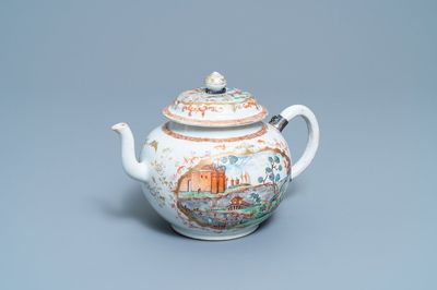 Une grande théière en porcelaine de Chine famille rose de style Meissen, Qianlong