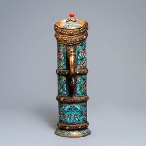 Une grande verseuse 'Duomuhu' en émaux cloisonnés et bronze doré incrusté, République, 20ème — photo 3