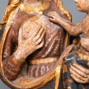 Une grande Vierge à l'Enfant en bois polychromé, Allemagne, 16ème — photo 9