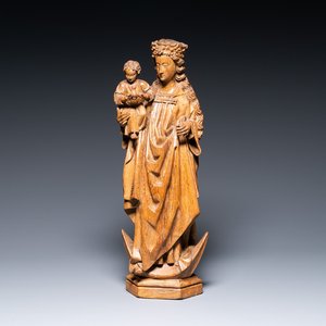 Une grande Vierge à l'Enfant sur croissant de lune en chêne sculpté, Pays-Bas du Nord, prob. Utrecht, dernier quart du 15ème — photo 1