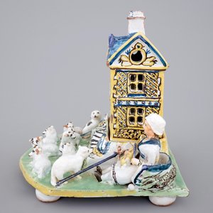 Une groupe en faïence de bergers-musiciens, moutons et une maison, France, 18ème — photo 6