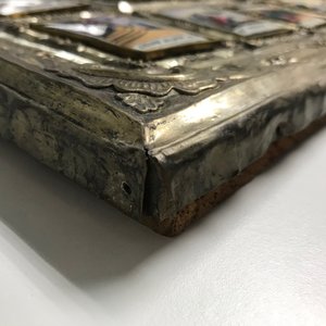 Une icône russe en cuivre doré et plaques en porcelaine, 19ème — photo 17