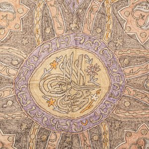 Une importante broderie ottomane en lin broché de fils métalliques dorés et argentés, Turquie, 19/20ème — photo 7