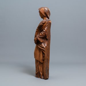 Une importante statue de Sainte Barbe en bois sculpté, Allemagne, 16ème — photo 3