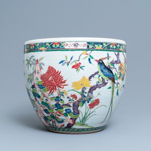 Une jardinière en porcelaine de Chine famille rose, 19ème — photo 2