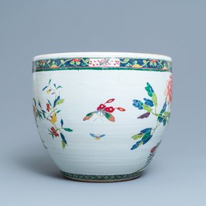Une jardinière en porcelaine de Chine famille rose, 19ème — photo 4
