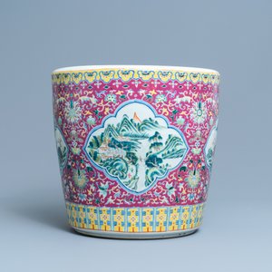 Une jardinière en porcelaine de Chine famille rose, 19ème — photo 4