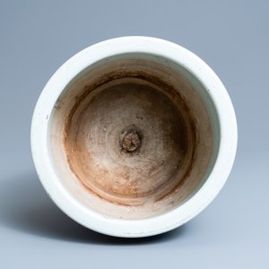 Une jardinière en porcelaine de Chine famille rose, 19ème — photo 6
