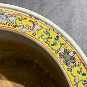 Une jardinière en porcelaine de Chine famille rose à fond turquoise, 19ème — photo 10