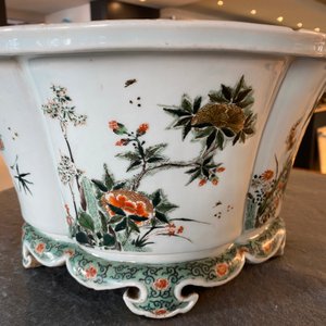 Une jardinière impériale en porcelaine de Chine famille verte, marque et époque de Kangxi — photo 49