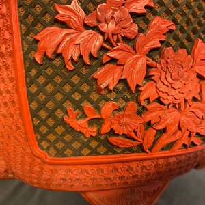 Une jardinière quadrilobée en laque de Chine en rouge et noir, Qianlong — photo 31