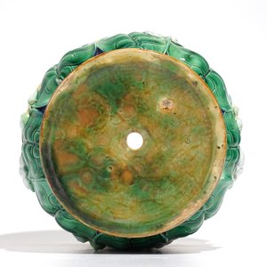 Une jardinière sur support en majolique Art Nouveau, George Jones, 19ème — photo 7