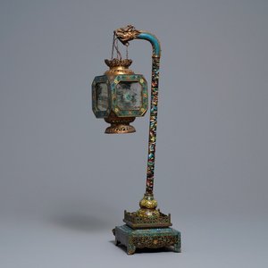 Une lanterne en émaux cloisonnés, Chine, République — photo 1