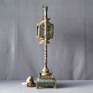 Une lanterne en émaux cloisonnés, Chine, République — photo 13