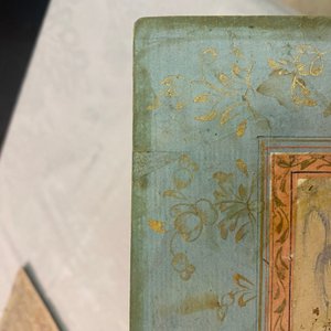 Une miniature persane sur papier: 'Couple amoureux se reposant contre un arbre', 18/19ème — photo 7