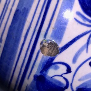 Une paire d'albarelli en majolique italienne à décor a foglie, 17ème — photo 8