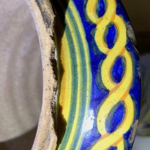 Une paire d'albarelli en majolique italienne, Palerme, atelier de Lazzaro, vers 1600 — photo 7