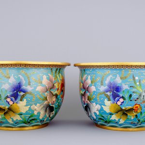 Une paire d'aquariums en cloisonné, Chine, 19/20ème — photo 1