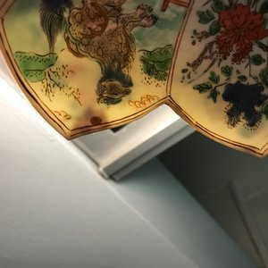 Une paire d'assiettes en forme de lotus en porcelaine de Chine famille verte, Kangxi — photo 6