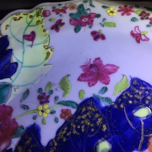 Une paire d'assiettes en porcelaine de Chine à décor feuille de tabac, Qianlong — photo 11
