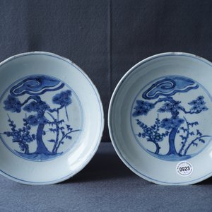 Une paire d'assiettes en porcelaine de Chine bleu et blanc, marque de Chenghua, Wanli — photo 12