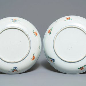 Une paire d'assiettes en porcelaine de Chine famille verte, Kangxi — photo 2